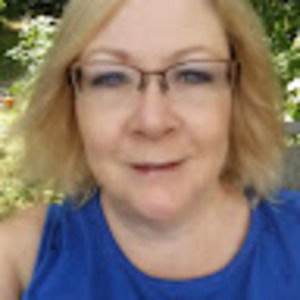 Meet your Posher, Janet